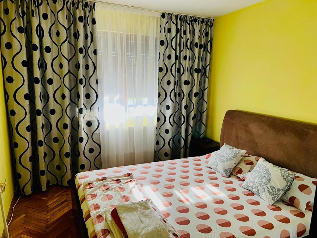 Royal Apartment Buzău Extérieur photo
